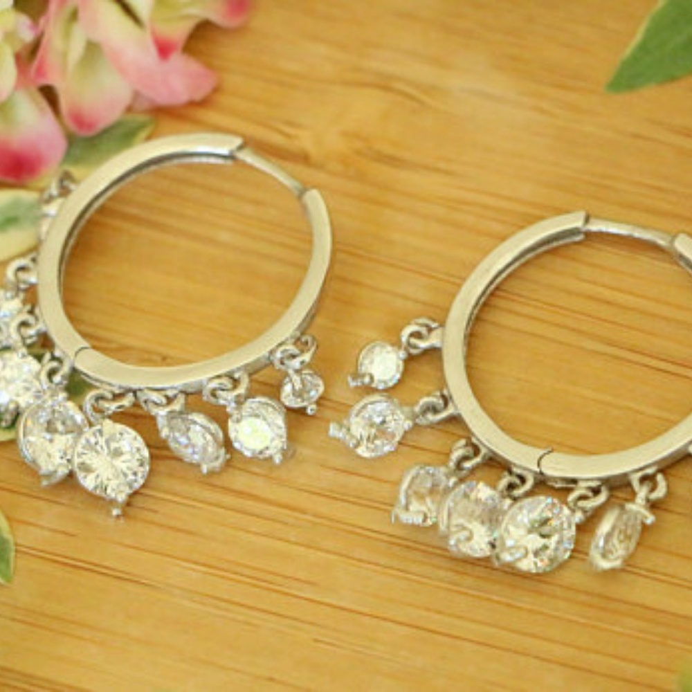 925 Sterling Silver with Cubic Zirconia Stones - Picture 7 of 8